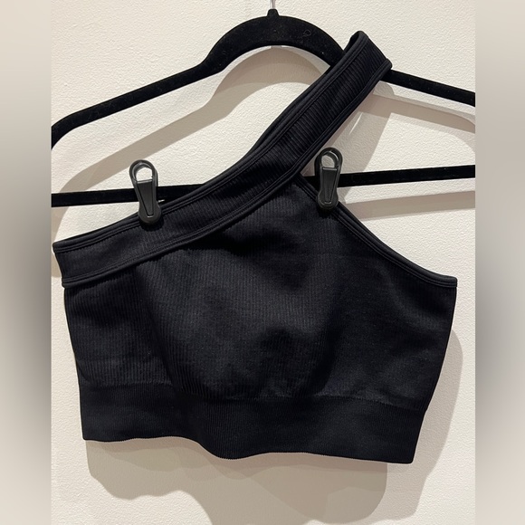 Asymmetrical Sport Top Black Rib Light support Size L - Picture 1 of 3